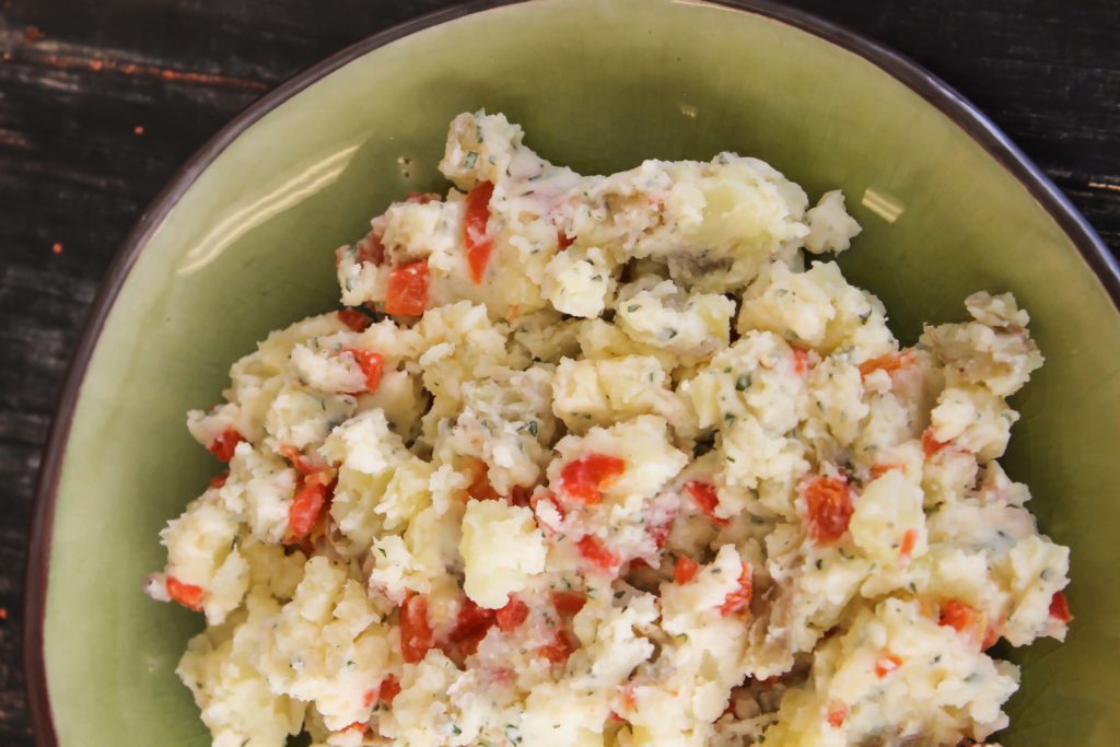 Roasted Red Pepper & Feta Mashed Potatoes - EarthFresh Recipe